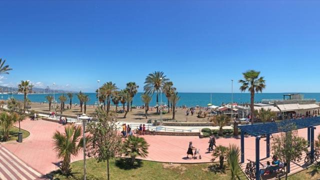 Ferienwohnung Camaretas Sweet Dreams Acogedor Piso Junto Al Mar Málaga Exterior foto
